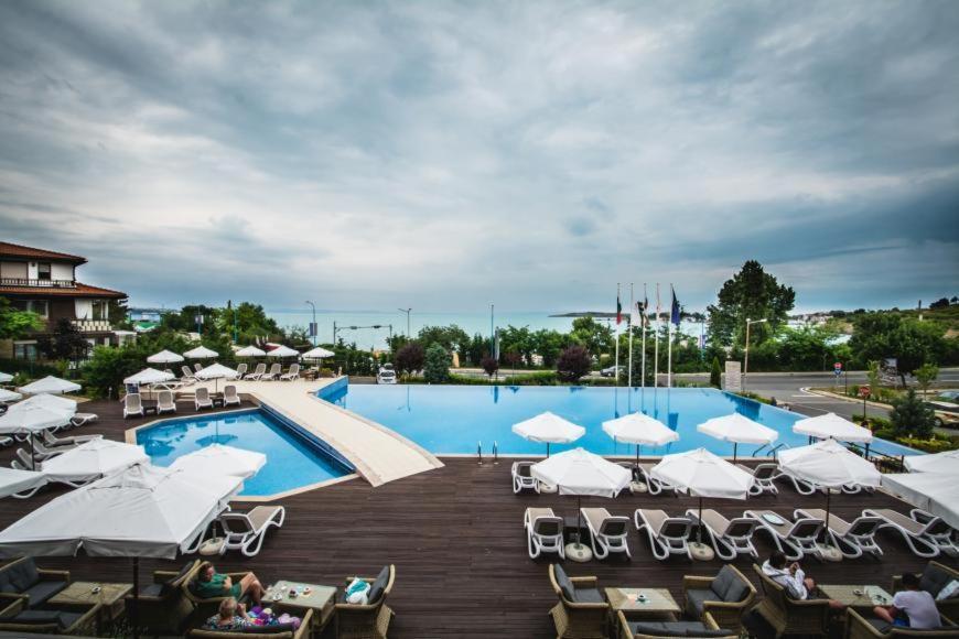 Private Holiday Flat By Seaside - Santa Marina- Созополь Экстерьер фото